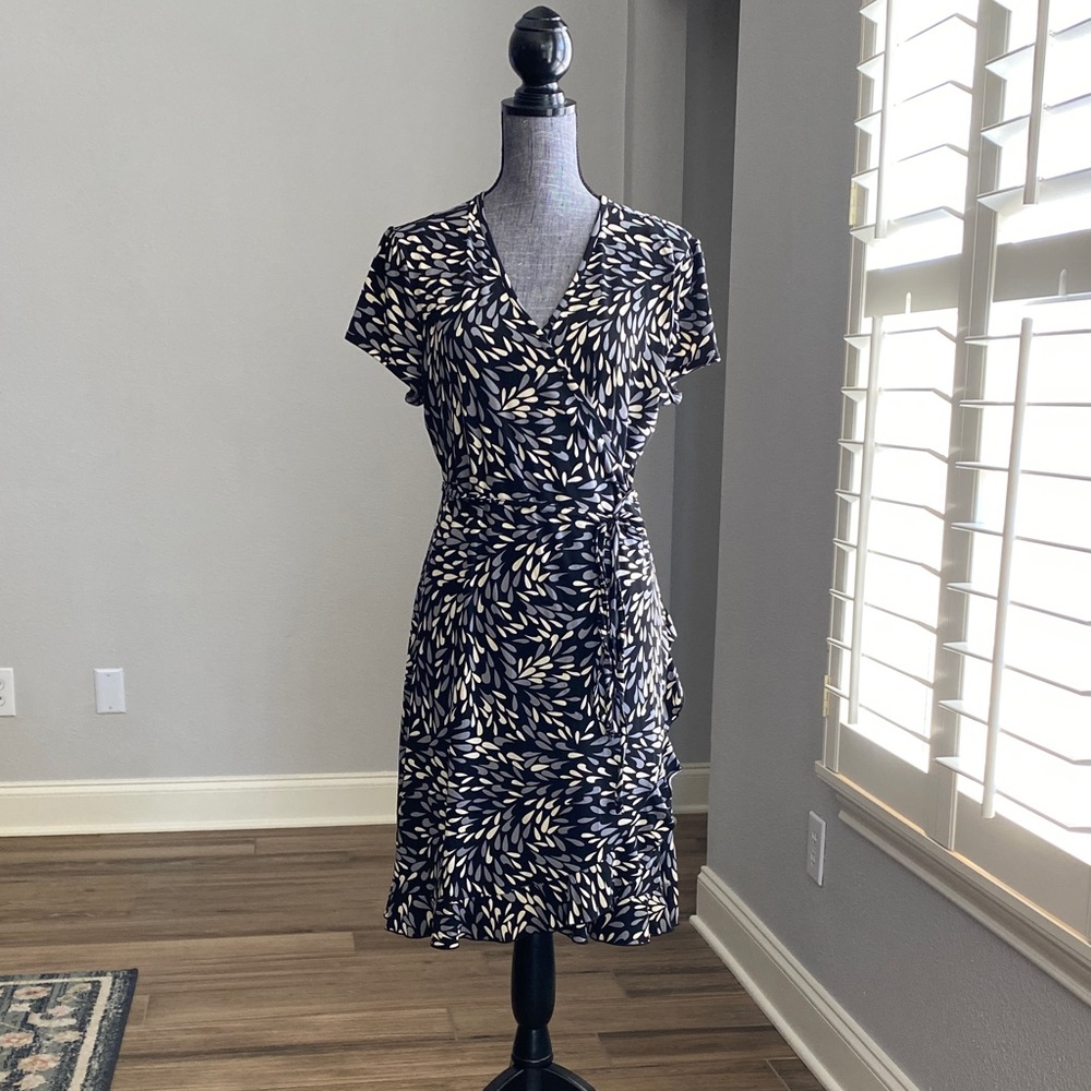 LOFT Black and White Leaf Print Mini Dress